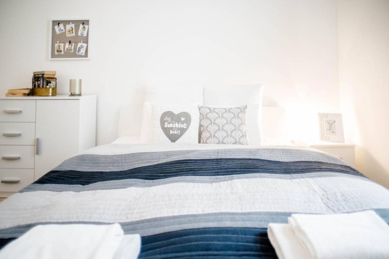 Comfy, Renewed 3 Bedroom Apt In Center Budapest Exteriör bild